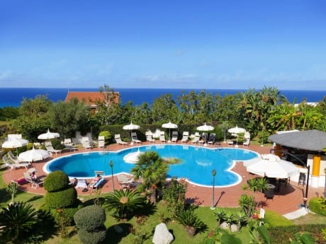Pool Hotel Tirreno, Kalabrien