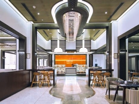 Lobby Cafe, Ayla Bawadi 