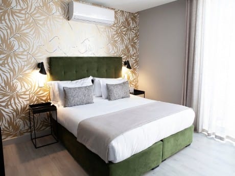 Zest Boutique Hotel Guestroom