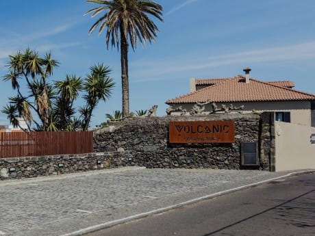 Eingang, Volcanic Charming House